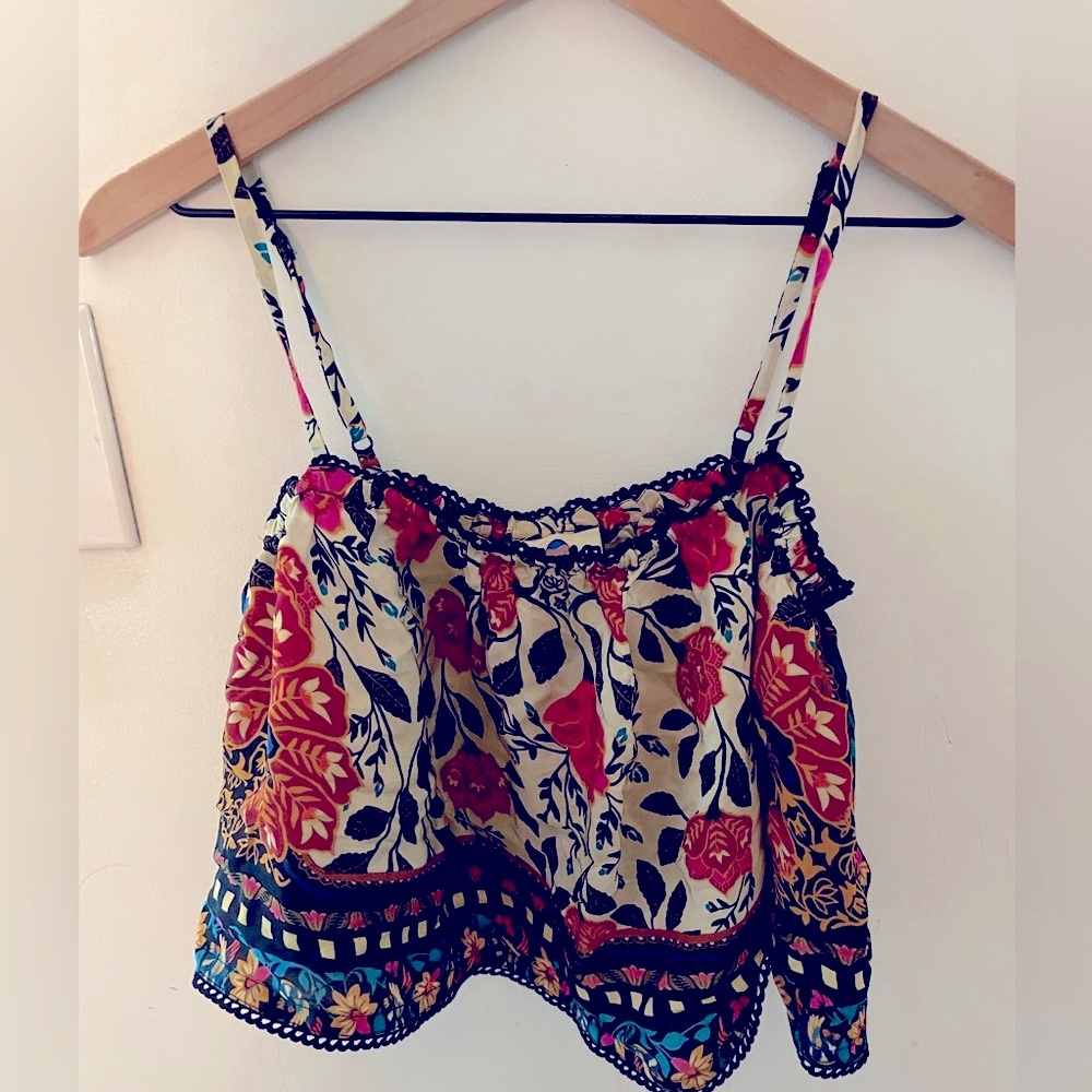 Anthropologie beautiful boho floral summer top. Never worn.